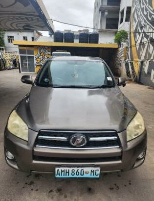 Toyota RAV4 2010 com Sunroof