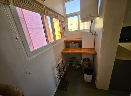 Arrenda-se e Vende-se apartamento T3 quarto suíte,  equipada no condomínio casa jovem, costa do sol.
