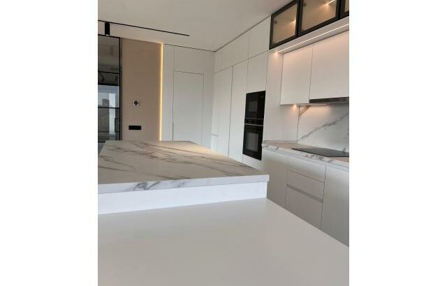 Vende-se Luxuosos Apartamentos T3 no novo edifício na polana