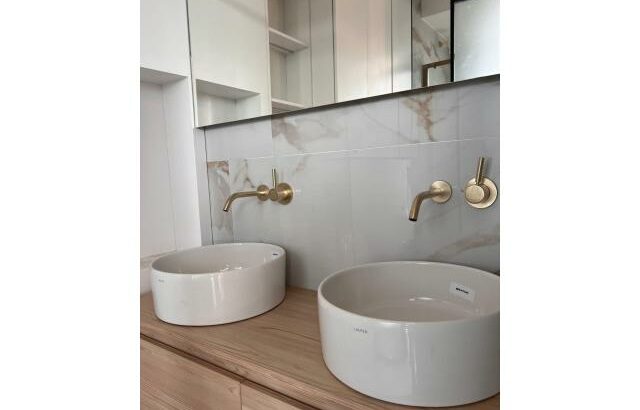 Vende-se Luxuosos Apartamentos T3 no novo edifício na polana