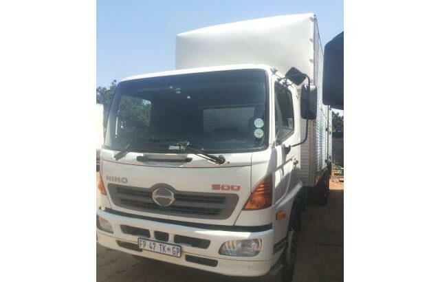 Hino 500 Duplo Eixo