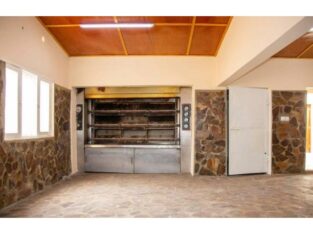 Venda de Padaria com residencia Matola 700
