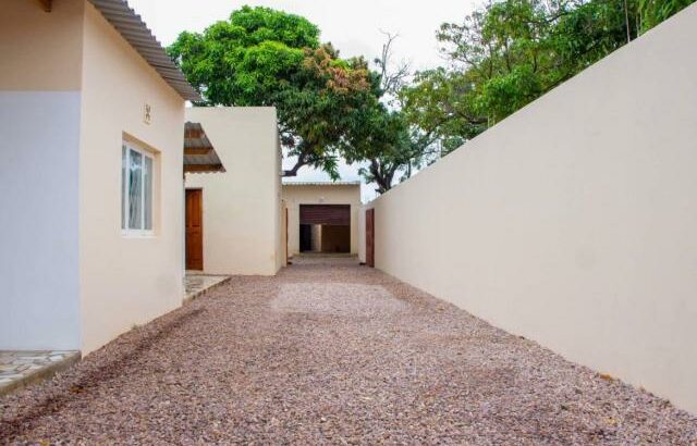 Venda de Padaria com residencia Matola 700