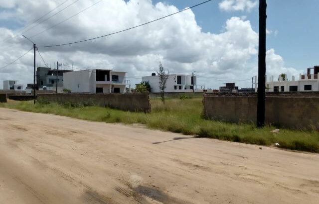 Zona VIP Costa do Sol: Terreno 20/40 Trespasse