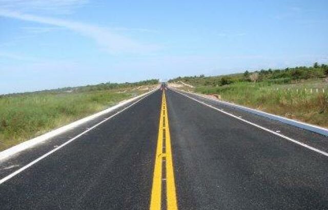 Terreno na Estrada Circular 16 Hectares: Muntanhane