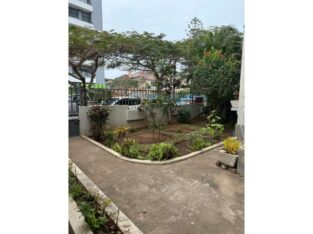 VENDE-SE MORADIA T4, 3WC’S, BAIRRO DA POLANA.