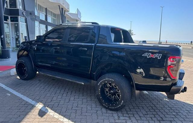 Ford Ranger Wildtrack comprada n agente