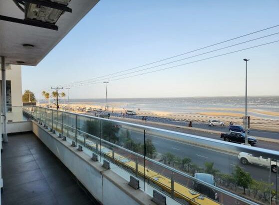 Arrenda-se Apartamento T2 moderna com piscina no condomínio deco assus,  Av marginal-Triunfo