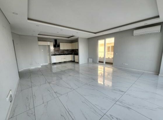 Arrenda-se Apartamento T2 moderna vista ao mar, com piscina no condomínio deco assus,  Av marginal-Triunfo