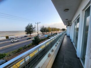 Arrenda-se Apartamento T2 moderna com piscina no condomínio deco assus,  Av marginal-Triunfo