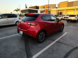 Mazda Demio diferença