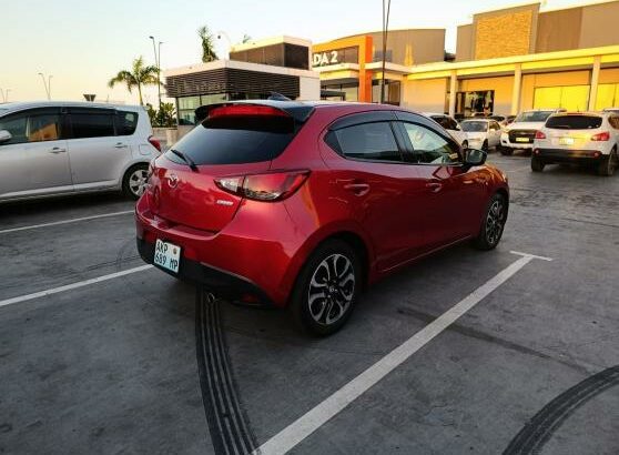 Mazda Demio diferença