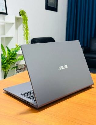 ASUS Vivobook 15 AMD Ryzen 3 3250U 15.6” 8GB RAM 256GB SSS Radeon Graphics 2GB