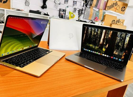 Atenção à Promoção de MacBooks IOS 4A Apple MacBook Air 2022 M2 Semi Novo SHIP M2,8GB Ram 256 GB SSD Display :⁠13.6”,Retina,Resolution: (2560×1440),Ba