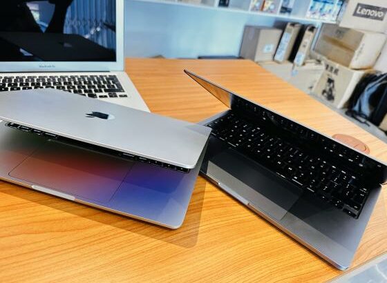 Atenção à Promoção de MacBooks IOS 4A Apple MacBook Air 2022 M2 Semi Novo SHIP M2,8GB Ram 256 GB SSD Display :⁠13.6”,Retina,Resolution: (2560×1440),Ba