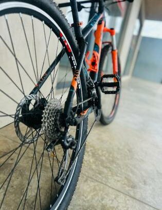 Bicicleta Profissional KMT Ultra Fun 29”