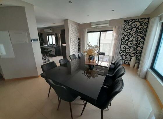 CASA NO CONDOMÍNIO BELA VISTA T4 NA SOMMERSCHILD 2 PARA ARRENDAR