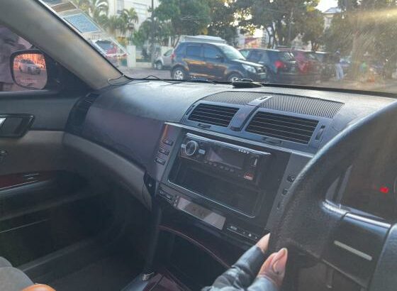 Toyota Mark X 2007 com Bodykit