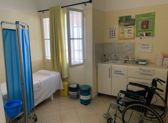 CLÍNICA Com Todos Equipamentos NO TERRENO DE 20/ 50 ZONA CMC