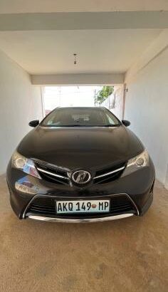 Toyota Auris 2014 Recém importado