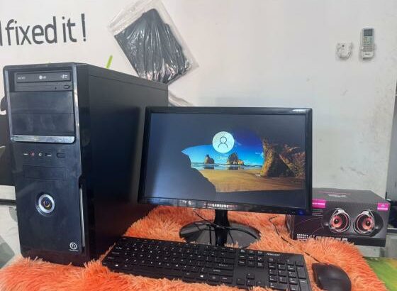 Desktop i5 3th 500GB 4GB RAM Monitor 19”