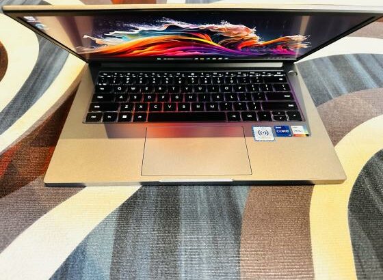 Huawei MateBook, *12th Gen Intel(R) Core(TM) i7-1260P (16 CPUs) 2.10GHz* 16GB DDR5 SDRAM 3200MHz, 512GB SSD M.2 NVMe PCIe 4.0, Ecrã 14” IPS FHD Displa