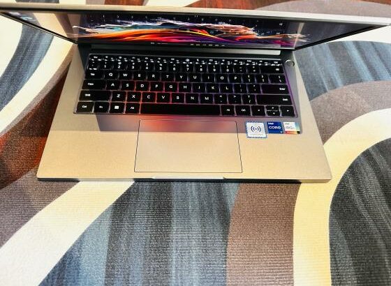 Huawei MateBook, *12th Gen Intel(R) Core(TM) i7-1260P (16 CPUs) 2.10GHz* 16GB DDR5 SDRAM 3200MHz, 512GB SSD M.2 NVMe PCIe 4.0, Ecrã 14” IPS FHD Displa