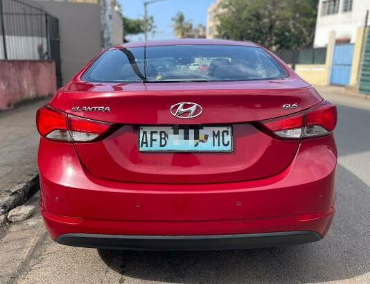 HYUNDAI ELANTRA 2015/16