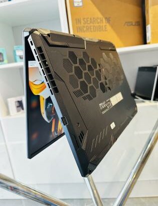 Lap Top Gamer,Asus TUF GAMING F15 FX506HF,Intel core I5-11400H 2.70 GHZ (12 CPUS ),16 GB DDR4 SDRAM,512 GB SSD NVMe,Display1:UHD Graphics Display2:Nvi