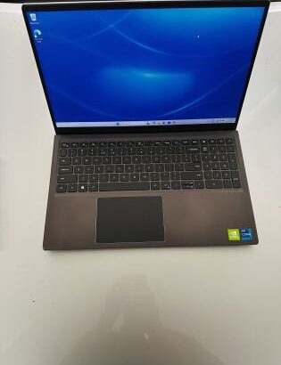 Lap Top Gráfico em Promoção para jogos , Programação,Engenharia e Arquitetura  Dell vostro 15-5510 11th Gen Intel Core I7-1190H 3.40 GHZ (08)CPUs 16 G