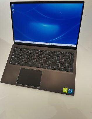 Lap Top Gráfico em Promoção para jogos , Programação,Engenharia e Arquitetura  Dell vostro 15-5510 11th Gen Intel Core I7-1190H 3.40 GHZ (08)CPUs 16 G