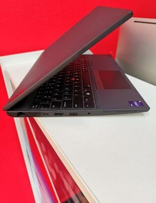 Lenovo Thinkpad L15 i5 13th 8GB RAM 512GB SSD 15.6”