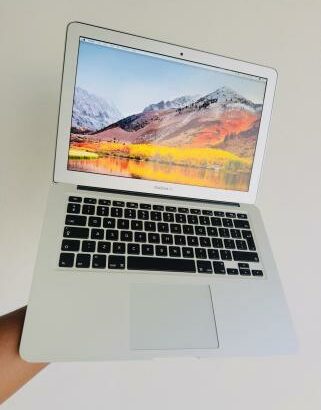 MacBook Air 2015 Limpinho Em Promoção Entrega Gratuita Maputo/Matola Ganha um Mouse Wi-Fi Gratuito  Intel Core I5 1.60 GHZ  8GB RAM  256 GB SSD NVME