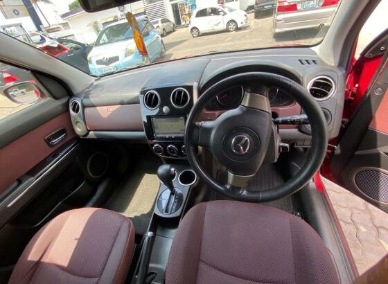 Mazda Verisa 2008 1.5