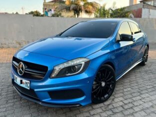 Mercedes-Benz A-180 (Em Promoção)