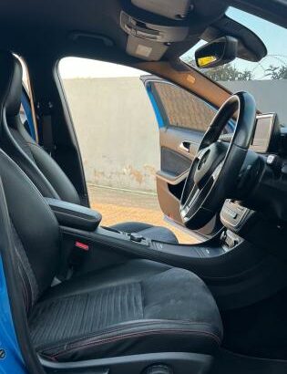 Mercedes-Benz A-180 (Em Promoção)