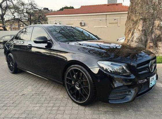 Mercedes Benz E200 AMG PACK