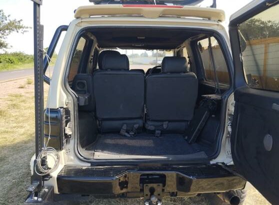 Mitsubishi Pagero 3.000.  *6G72*  V6/•Gosolina e gás Manual 4X4