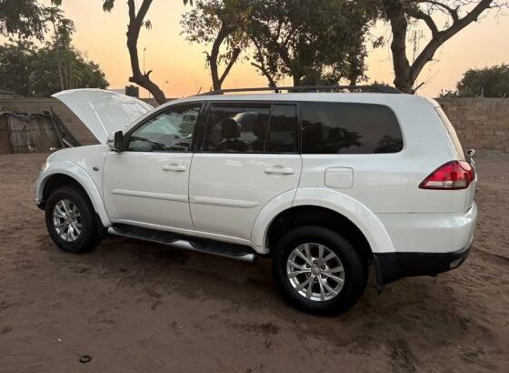 Mitsubishi Pajero Sport 2014 4X4 Diesel