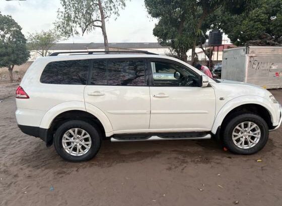 Mitsubishi Pajero Sport 2014 4X4 Diesel