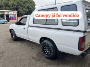 Nissan Hardbody cabine simples 2.7 Diesel Manual diflock-465.000,00mt