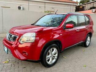 Nissan Xtrail 2013 2.0 4X4 Recem chegado ( Durban)