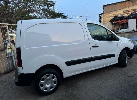 Peogeot Patneer 1.5 Diesel Manual