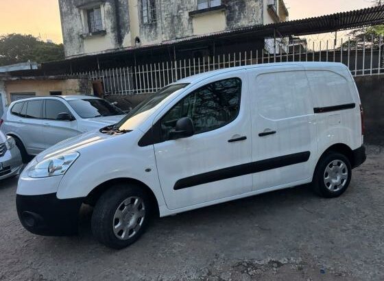 Peogeot Patneer 1.5 Diesel Manual