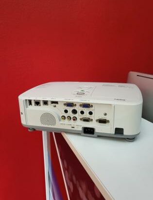 Projetor NEC V260X 2600 LUMENS