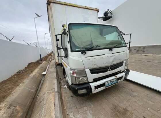 PROMOÇÃO 3 camiões Mitsubishi Fuso