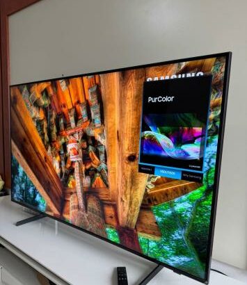 Smart Tv Samsung 55” DU7000 2024 UHD 4K Com Base e Remote