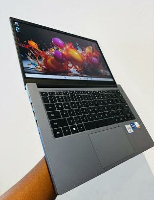 🔥Top de Gama🔥 *✨Exclusivo & Executivo* *✨Huawei MateBook 2023* *✨Core i7 12th Gen 16 CPUs* *✨16GB RAM & 512GB SSD*  Huawei MateBook, *12th Gen Intel