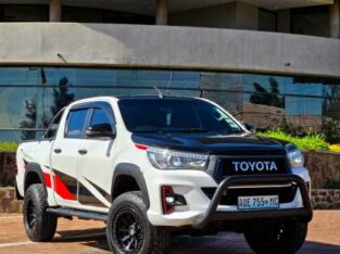 TOYOTA GD6 GR 2019 2.8 Diesel 4X4