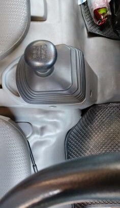 Toyota Hino 300 614 2013 Manial 3 Toneladas